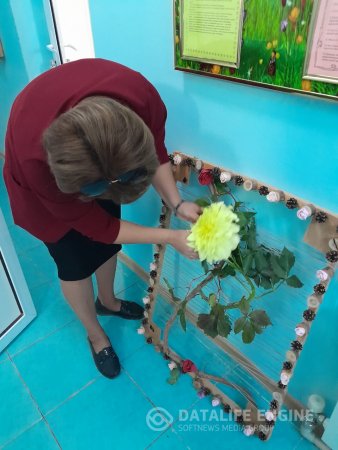 Балабақша ұжымының  "Фитодизайн" аудандық көрмесіне дайындығы