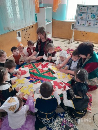 Ұйымдастырылған іс- әрекет : "Мақал - мәтел - маржан сөз" ортаңғы топ "Балапан"